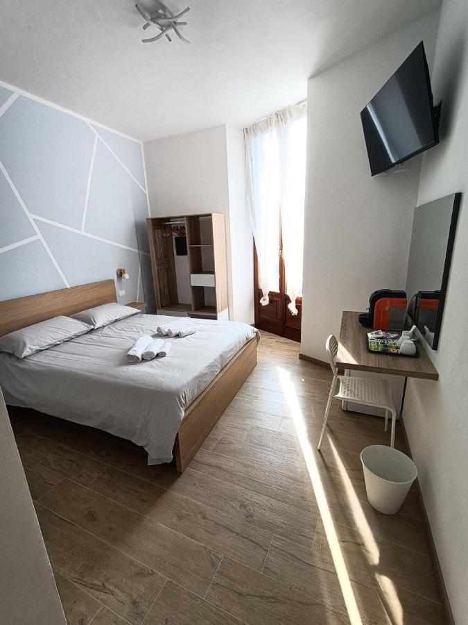 Le Tre Vele Hotel ลาสเปเซีย ภายนอก รูปภาพ