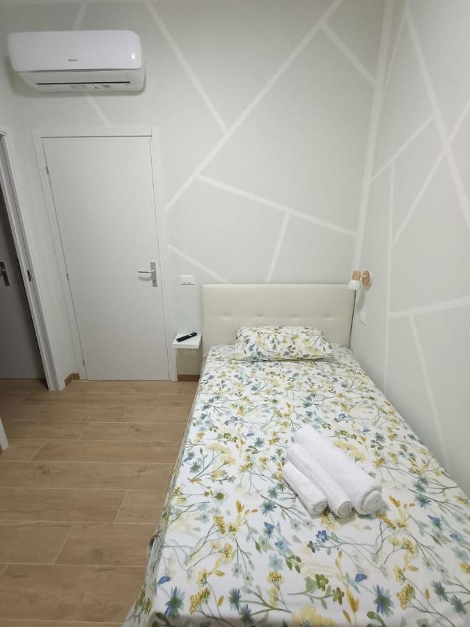 Le Tre Vele Hotel ลาสเปเซีย ภายนอก รูปภาพ